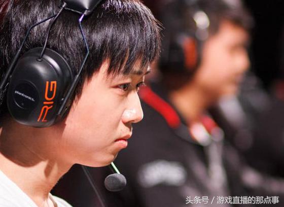 阿怡演員之歌，舞臺之上的魅力與傳奇探尋